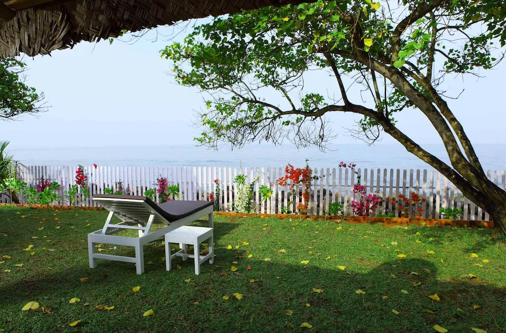 Best Staycation in Alleppey: Resorts, Houseboats & Private Pools